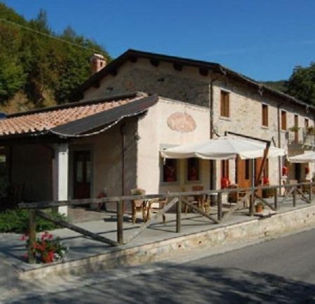 Spino Fiorito Stay Casola in Lunigiana المظهر الخارجي الصورة